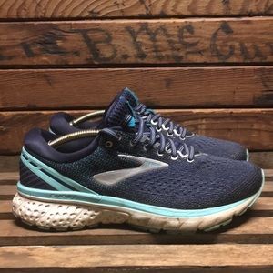 Brooks Ghost 11 Blue and Teal Running size 8.5